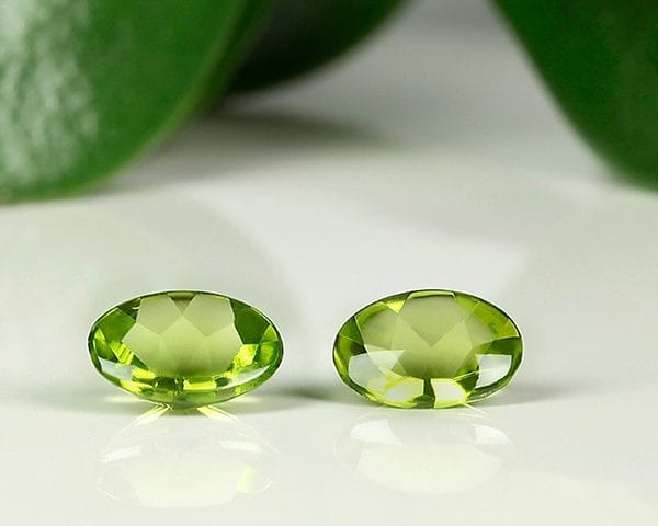 Löwe - Sternzeichen & Edelsteine Peridot