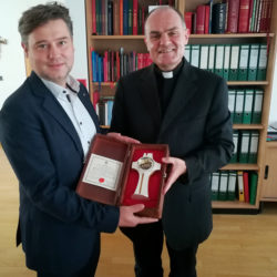 Hannes Gamper und Bischof Ivo Muser